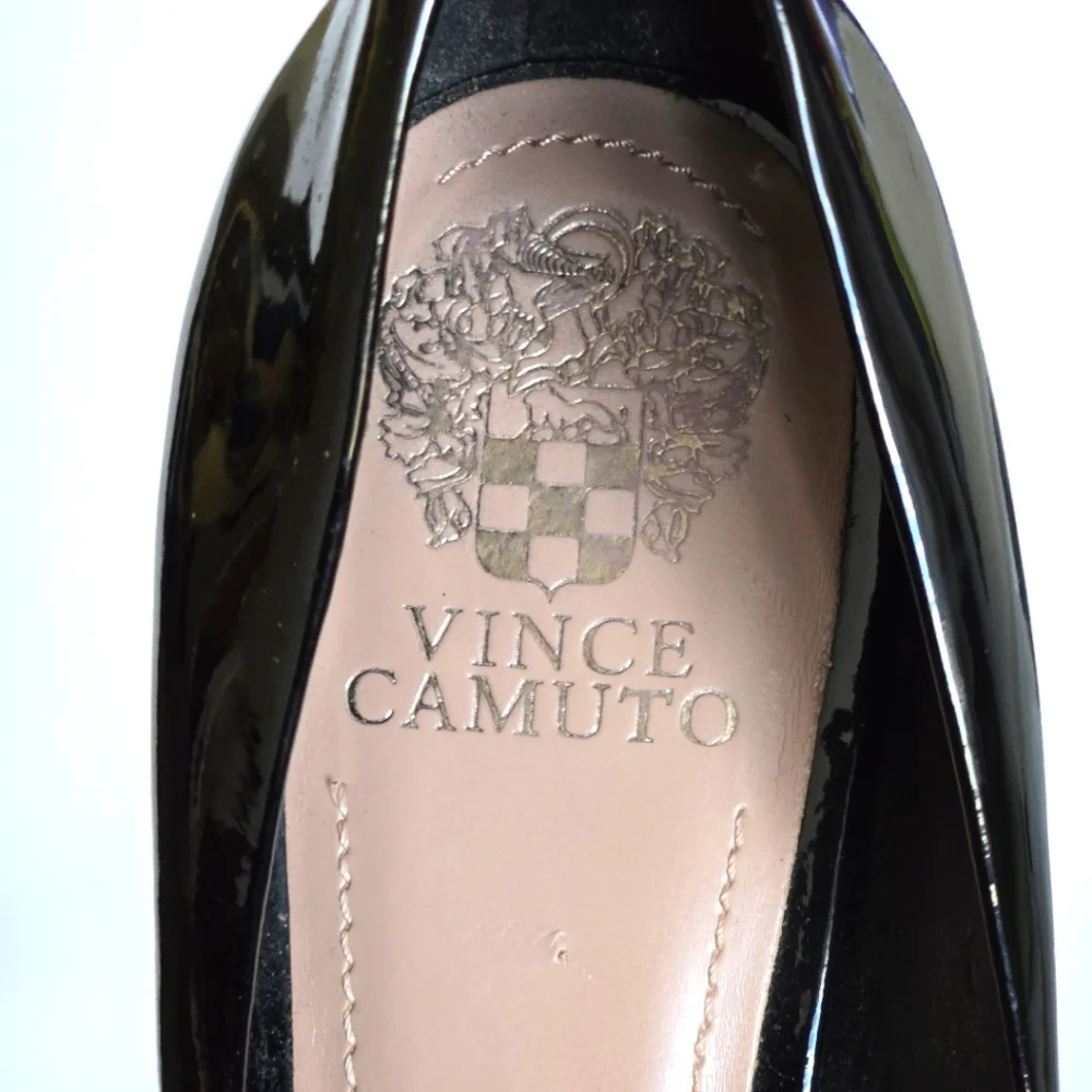 Vince Camuto black patent pumps size 10B - Picture 7 of 7